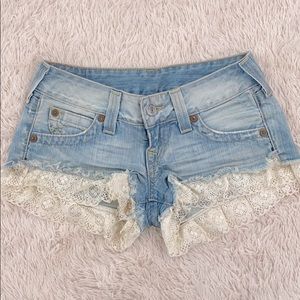 Jean short shorts